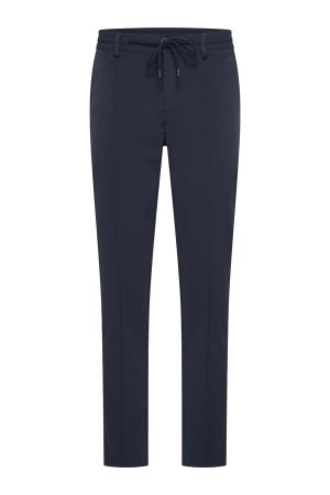 Mi Piace Heren Travel T-Shirt – Kit (Gebroken Wit) zacht en ademend voor elke dag. Goede stretch. Check maten en verzending.