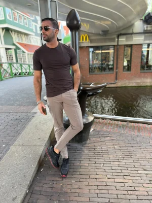 Heren Travel T-Shirt-Espresso (2)